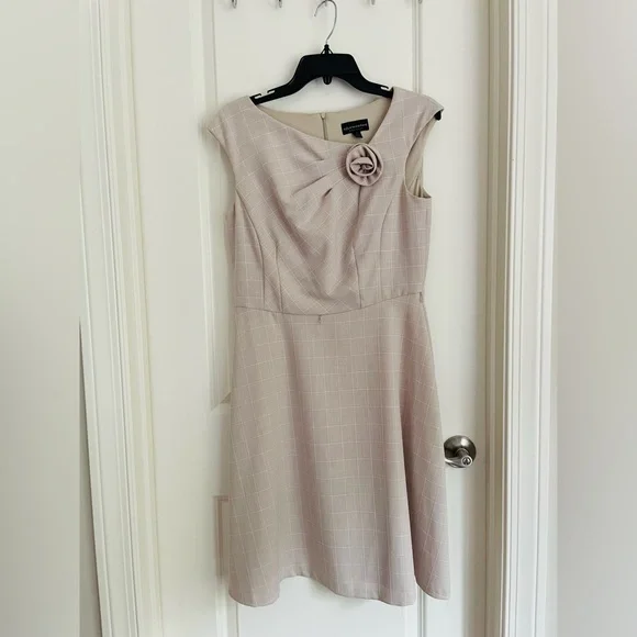 connected apparel | Dresses | Connected Apparel Gray Shift Midi Dress  Sleeveless Scoop Neck Sz 6 | Poshmark